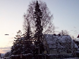 Foto von unserem Haus im Schnee