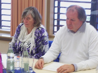 Foto von Gerlinde und Alfred beim Seminar